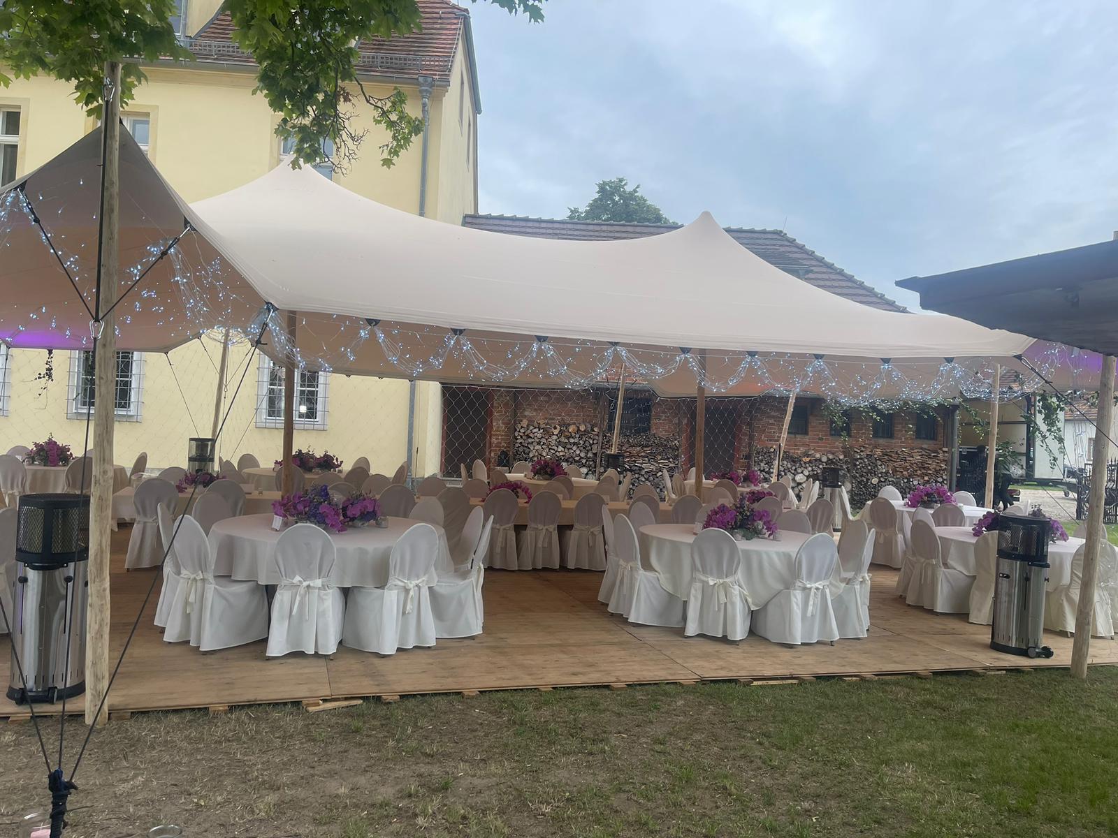 StretchTent - Stretch Zelt 150qm